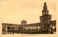 Milano Cortile Castello Sforzesco, Malnati Abramo Postcard