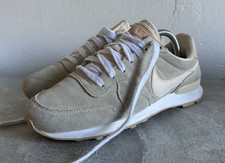 Nike Herren Sneaker beige/weiß Low Top Wildleder EU 39 Laufen DV6808-200