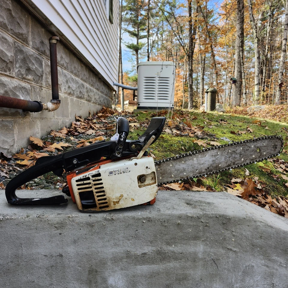 STIHL CHAINSAW 311Y Runs But Read Description  - Image 2 of 4