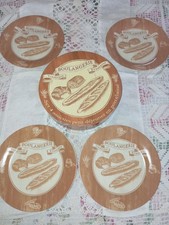 Coffrets 2X 4 assiettes à Petit Déjeuner ou à  Fromage