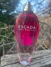Sexy Graffiti Escada 香水- 一款2002年女用香水