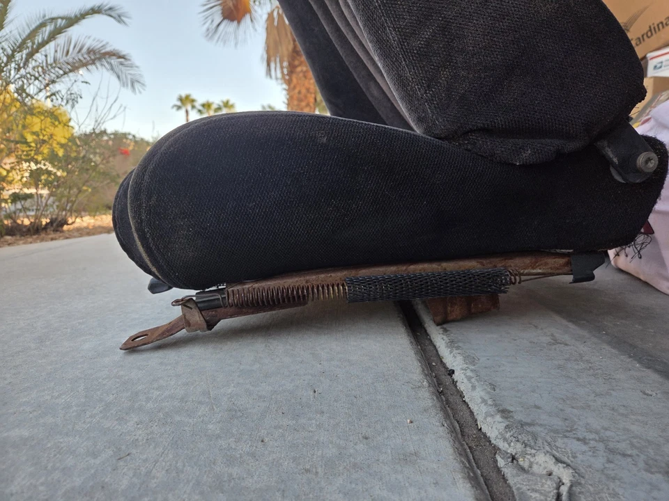 1982 - 1992 年 CAMARO FIREBIRD TRANS AM FRONT BUCKET 座椅雪佛兰 / PONTIAC 座椅角 — 第 4/4 张图片