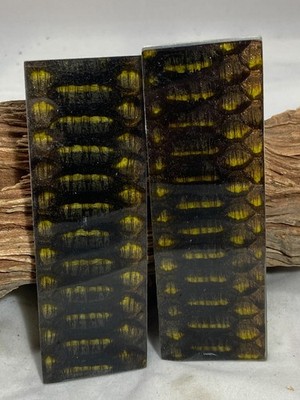 Python Snake Skin Knife Scales 1/4'' (Pair) (197)