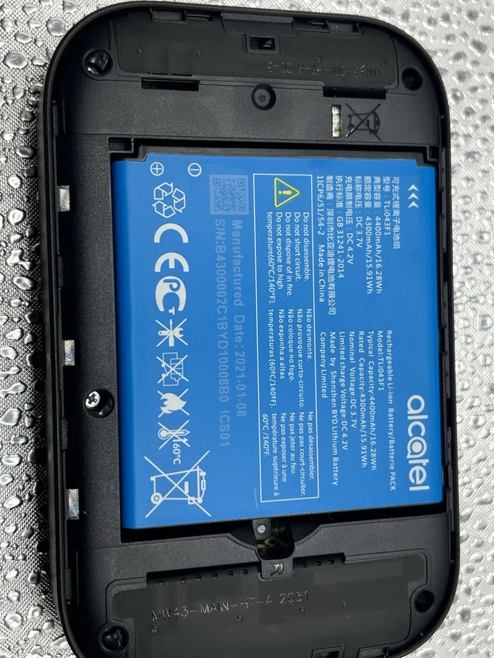 Alcatel LinkZone 2 Wifi 4G LTE Hotspot w/ Charger USB C & Battery In Open Box - Image 4 of 4