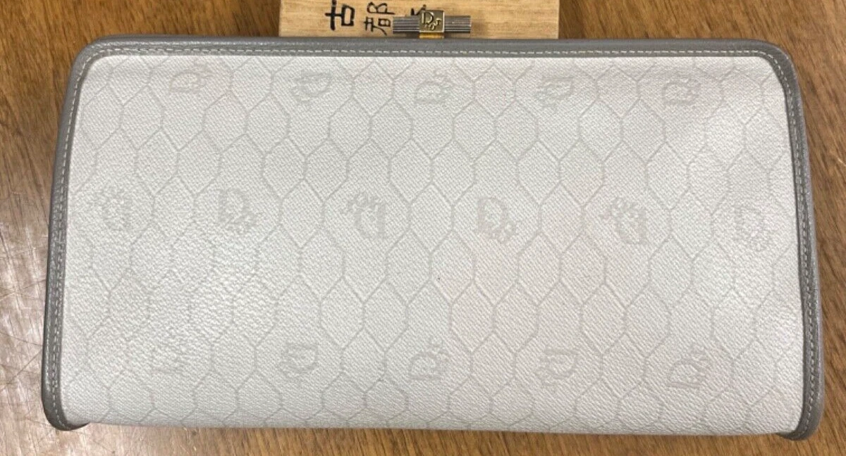 Sac pochette années 80 en nid d'abeille Christian Dior