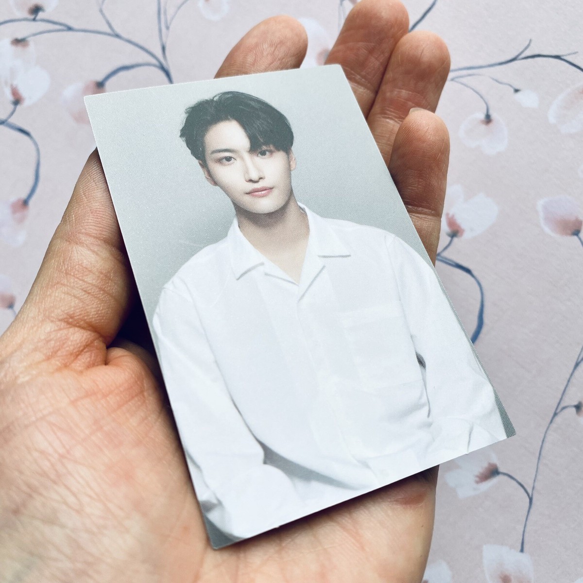 ATEEZ ソンファ anniversary 証明写真　トレカ seonghwa ATEEZ ソンファ トレカ 証明写真 廃盤 リパケ