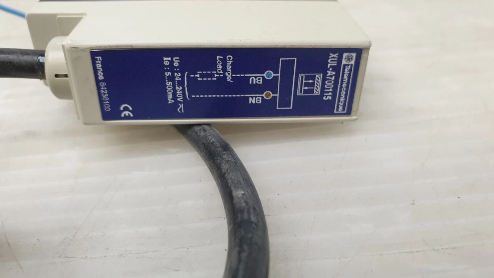 Sensor label XUL-A700115: Ue 24-240V, Ie 5-500mA, BN/BU wiring diagram