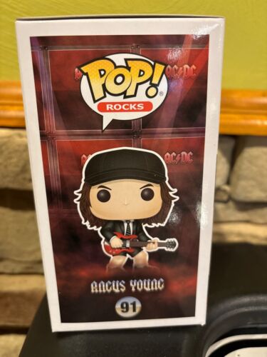 Funko Pop! Vinilo: Angus Young #91 - Imagen 4 de 4