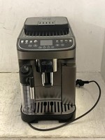 De'Longhi Magnifica Evo Next Bean-to-Cup Coffee Machine Boxed Immaculate