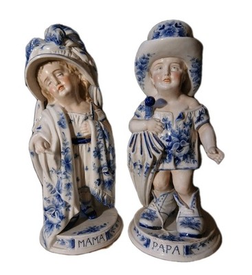 18c German FURSTENBERG Mama Papa Mädchen Junge Baby Figur Statue Skulptur Keks
