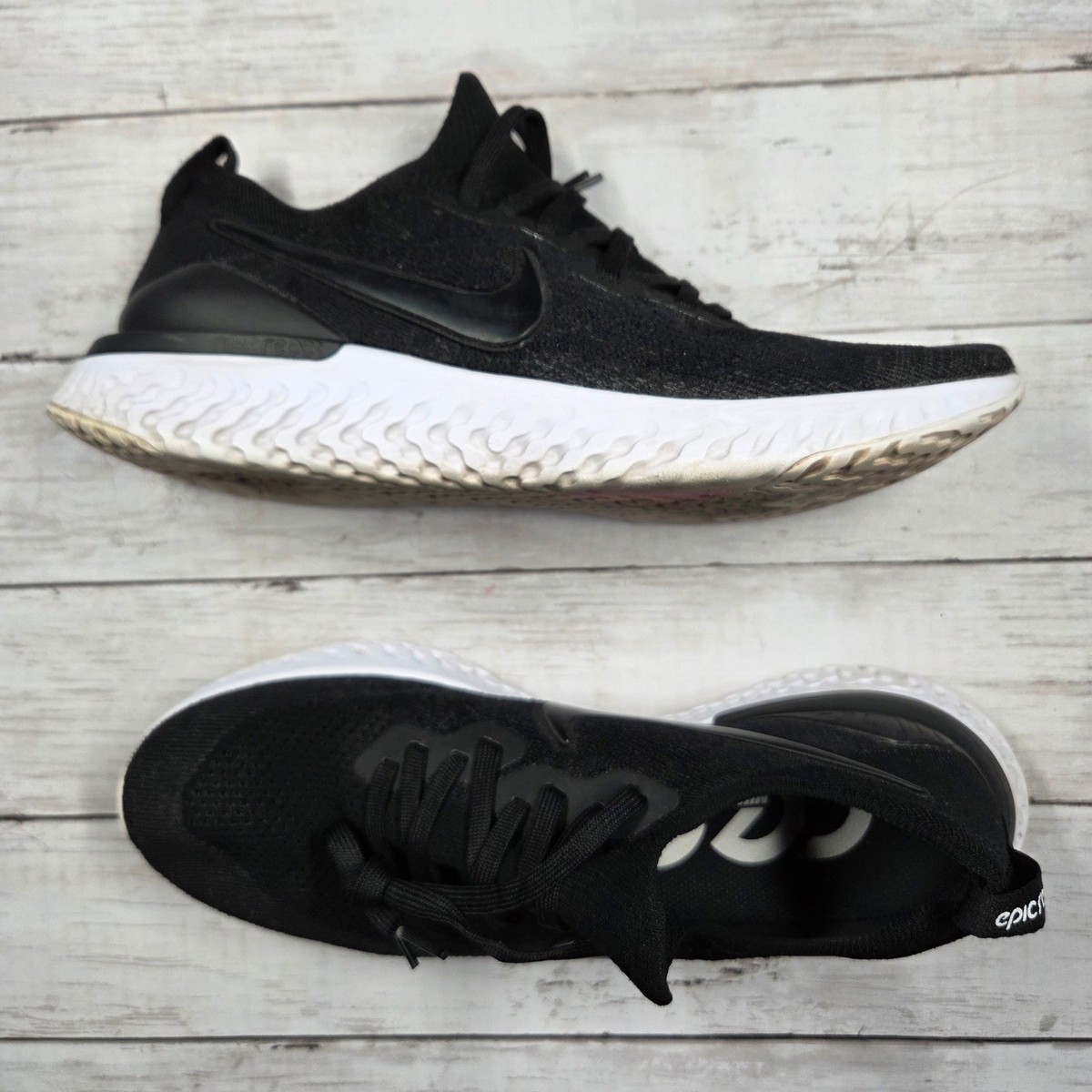 Nike Epic React Flyknit 2 Running Shoes Mens 11.5 Black White BQ8928-002 Low Top