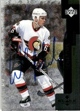 1997-98 Autographed Upper Deck Black Diamond Wade Redden Ottawa Nationals #50