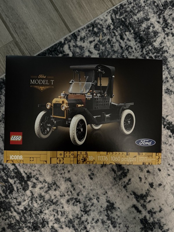 LEGO Icons Series 11376 FORD MODEL T Car Building Set 1060 Pcs NEW Sealed Box!
