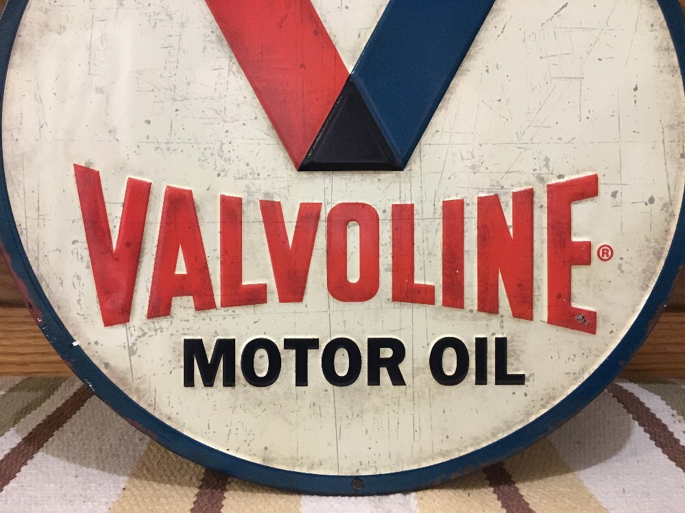 Valvoline Motor Oil Metal Sign Gas Garage Parts Tools Vintage