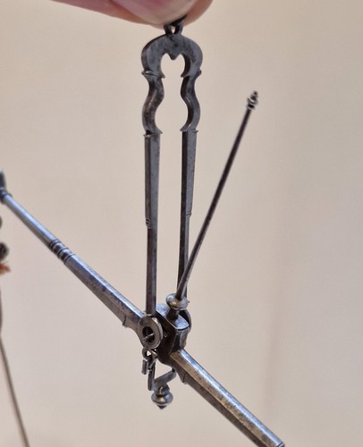 Balance à fléau acier, laiton boite peau de raie, circa 1700 - Picture 3 of 6