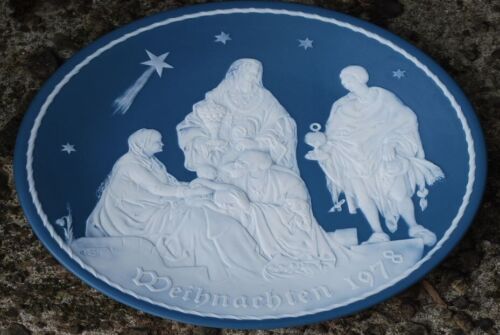 Villeroy & Boch 1978 CHRISTMAS NATIVITY PLATE West Germany 11.75" Blue Porcelain - Picture 8 of 19