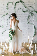 Boho Chiffon Beach Wedding Dresses Deep V Neck Spaghetti Bridal Gowns Romantic