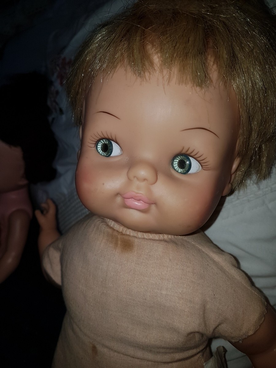 POUPÉE ANCIENNE BELLA 1960s avec robe rouge, 30 cm EUR 7,00 - FR