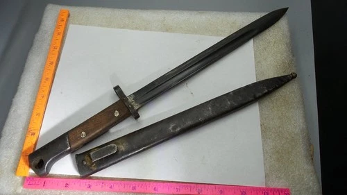 WW1 WW2 Rare Horse Heads Logo Bayonet W/Scab