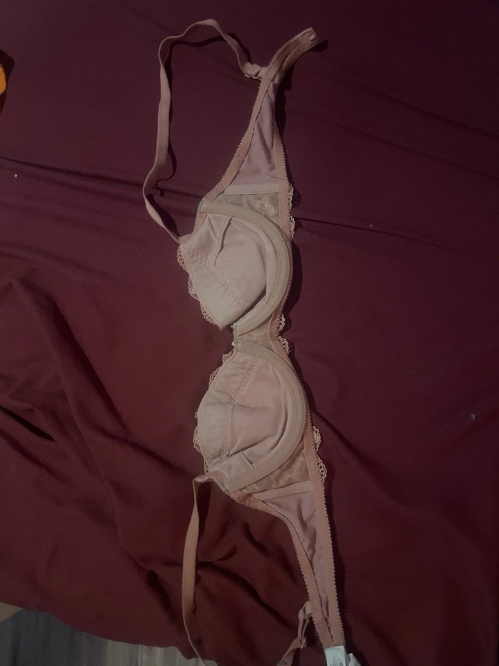 Sujetador para mujer Triumph de encaje con aros sexy rosa maximizador B80 | 36B Foto 2 de 3