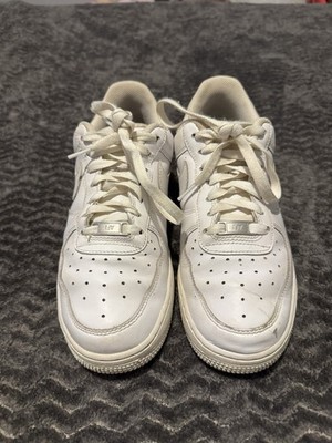 Nike Air Force 1 Low Triple White Size 8 Mens / 9.5 Womens Leather Sneakers AF1