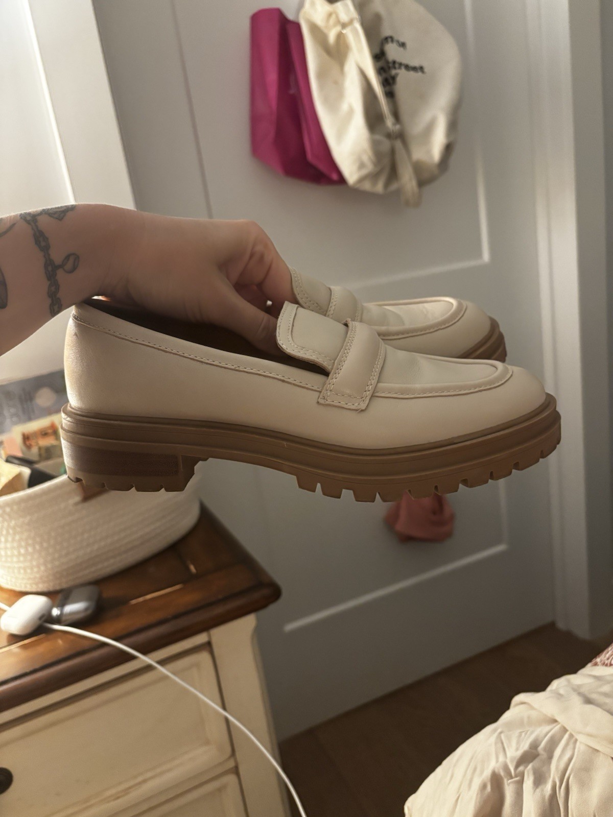 SAOLA Mocassini da donna Madewell Bradley in pelle color crema con suola a strappo taglia 7 5