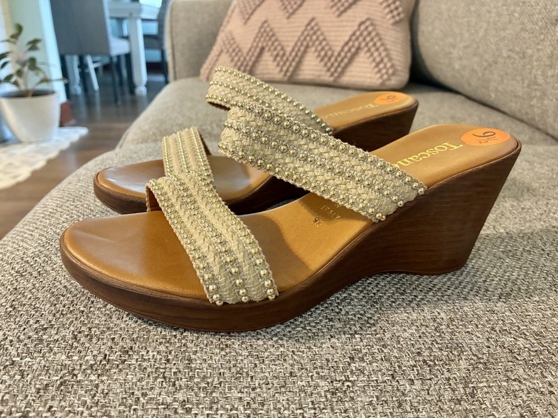 Women’s Toscanella Italian Sandals Wedges Slides Hopeful Size 9.5 Tan Gold Brown