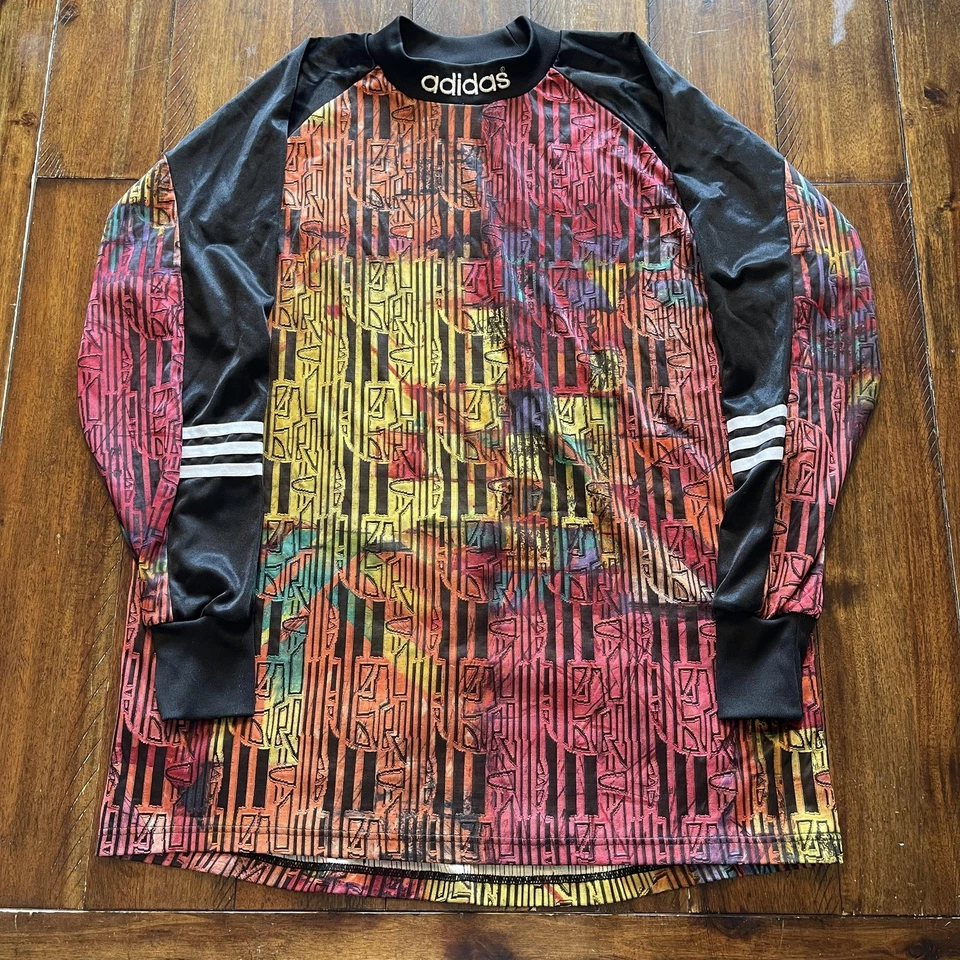 Camisa masculina vintage Adidas grande multicolorida camisa goleiro rara GK futebol anos 90 Reino Unido - Imagem 2 de 4