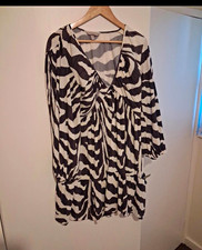 HM Zebra Print Pleated V-Neck Maxi Dress 3/4 Balloon Sleeve Size 14