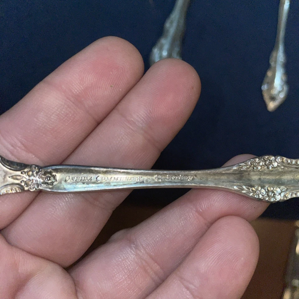 Oneida Michelangelo Sterling Silver Place Setting 5 Pc No Monograms - Image 4 of 4