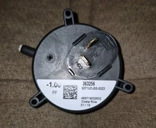 Source 1 S1-02435780000 Pressure Switch. New Open Box. HVAC.