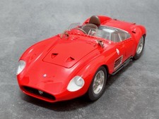 1/18 CMC MASERATI 300 S 1956 Rennsportwagen M-105