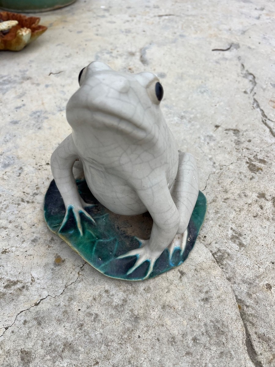 Vintage White Crackle Glaze Pottery Frog Figurine on Green Lily
