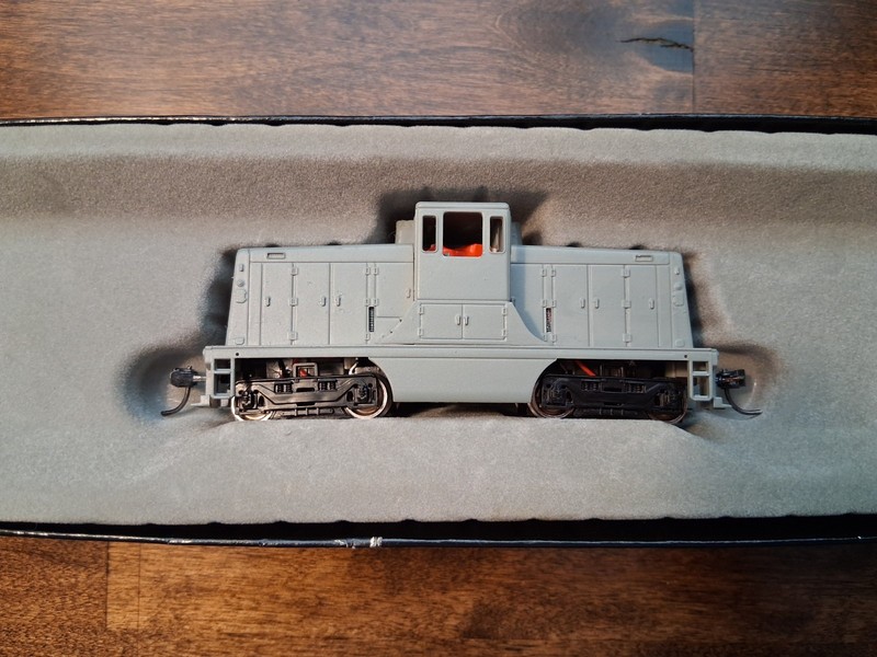 Bachmann Trains GE 44 Ton Switcher DCC Silent