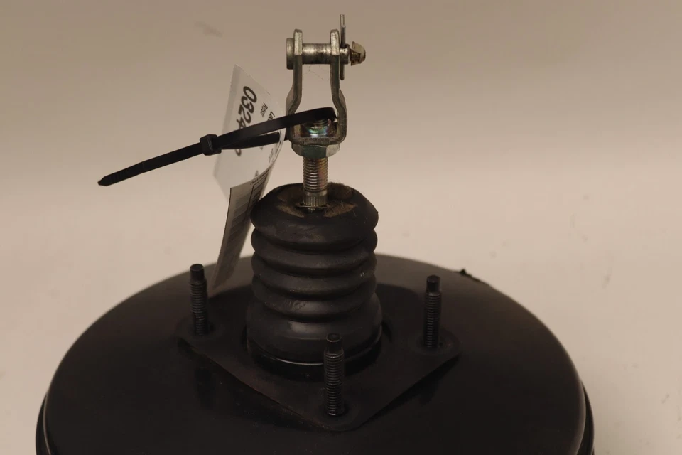 Nissan 370Z 2010-2012 tracción trasera freno eléctrico refuerzo de vacío OEM Foto 3 de 4