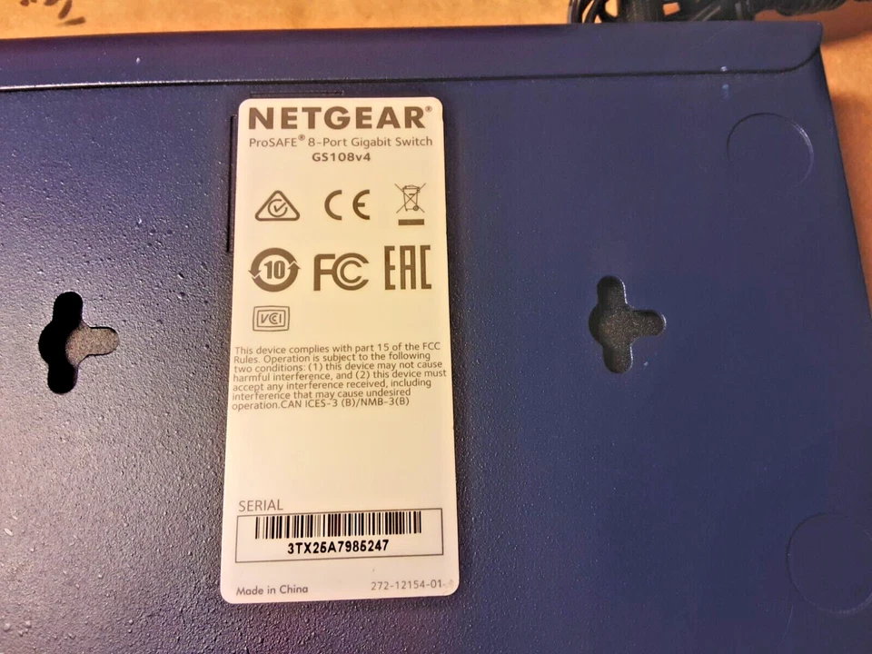 Netgear GS108v4 ProSAFE 8 Port Gigabit Network Switch - Image 3 of 4