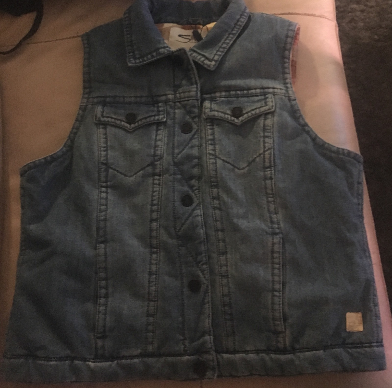 Picture 1 of 5