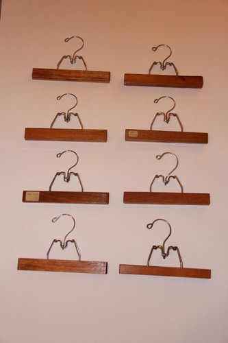 8 Vintage Holz Hosen Rock Holz Hangars - Bild 2 von 4