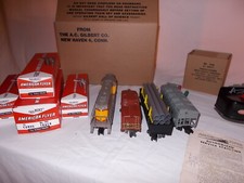 AMERICAN FLYER 5520T TRAIN SET 372 U.P. DIESE...