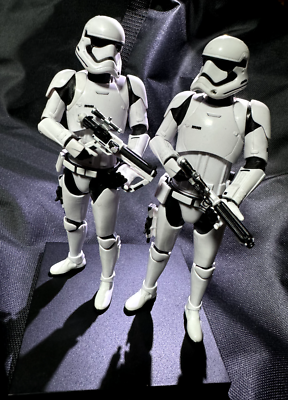 FIRST ORDER STORMTROOPER STATUE ARTFX+ 1/10 STAR WARS EPISODE VII