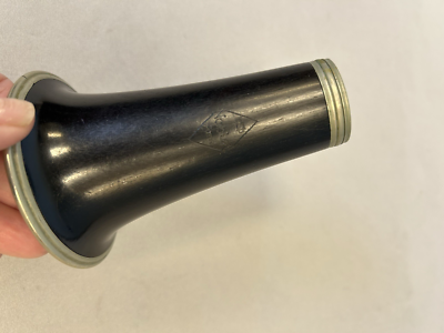 VINTAGE NOBLET PARIS DIAMOND LOGO WOOD CLARINET + MOUTHPIECE/LIG