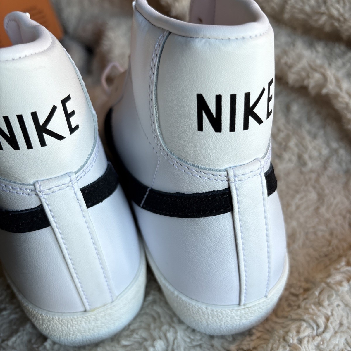 Nike Blazer Mid 77 Vintage White Black 2019 - Size 9 192499280268