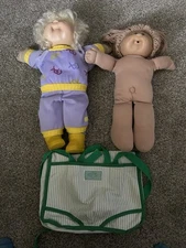 Cabbage Patch doll LOT w/ Backpack Clothes, Shoes & 6 Minis. See All Pics