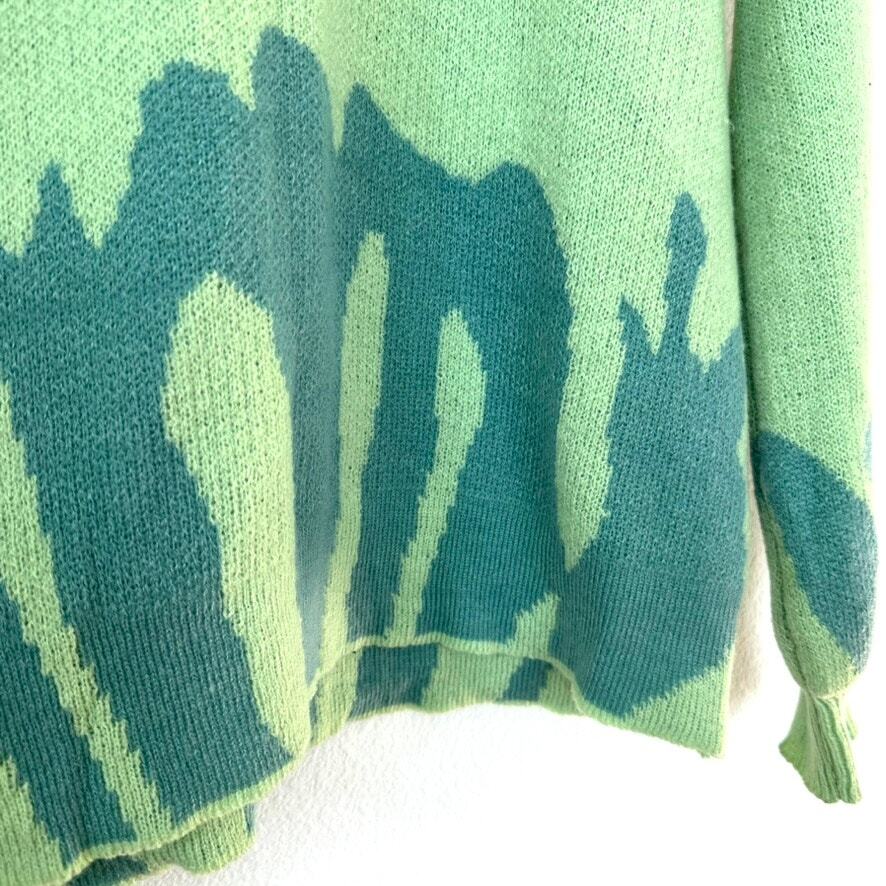 Graphic Scribble Sweater, Size M, Excellent Condi… - image 5
