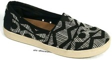 TOMS Avalon Womens Slip On Geometric Sneakers Shoes Size 6.5  S54