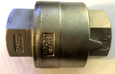 Watson McDaniel  11/2''  Socket Weld  In-Line Check Valve - CF8M 316SS - 750 cwp