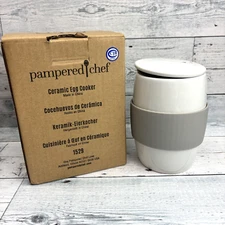 Pampered Chef Breakfast Sandwich Maker Ceramic Egg Cooker #1529 New in Box