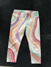 Athleta Girls Med 8-10 Printed Chit Chat Capri Athletic Leggings