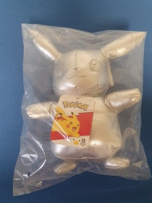 Pokemon 25th Anniversary - Pikachu Plüsch-Figur Silver Kuscheltier - NEU