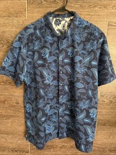 Robert Graham Navy Blue Floral Paisley Short ...